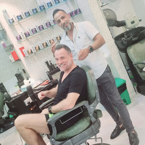 Corporate grooming Dubai - Professional styling for business executives